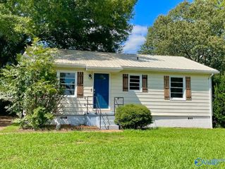 1906 Harrison Street, Decatur, AL 35601