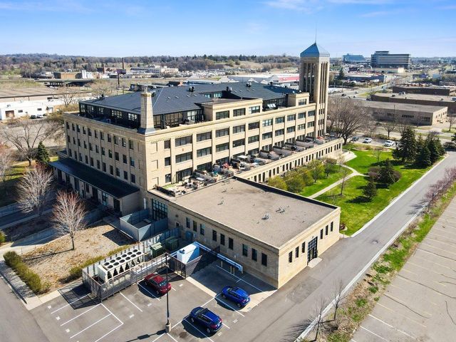 730 Stinson Boulevard 221, Minneapolis, MN 55413