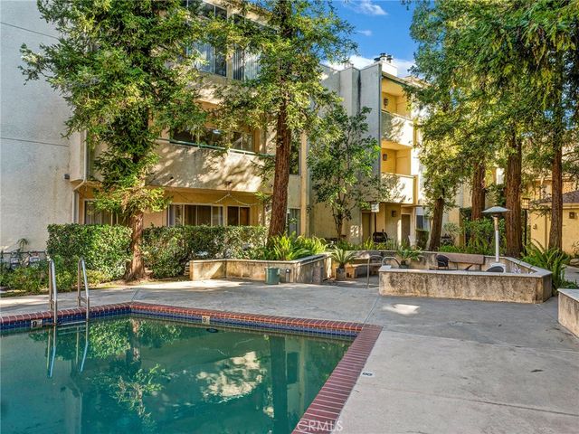 7800 Topanga Blvd. 216, Canoga Park, CA 91304