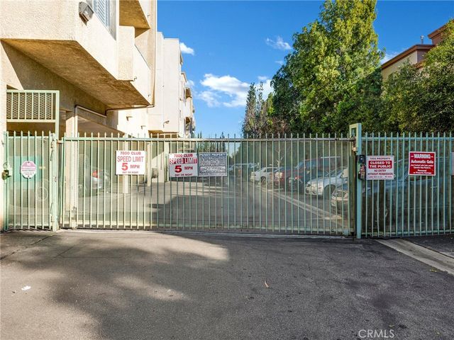 7800 Topanga Blvd. 216, Canoga Park, CA 91304