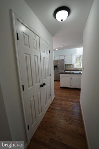 6195 RIVER FOREST DR, Manassas, VA 20112