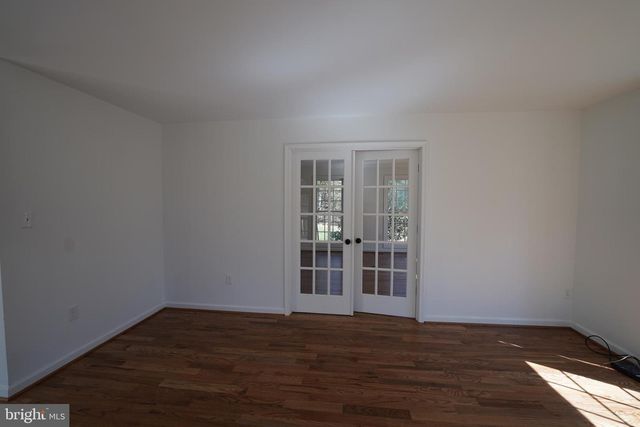 6195 RIVER FOREST DR, Manassas, VA 20112