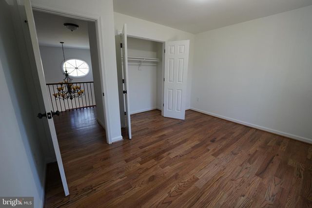 6195 RIVER FOREST DR, Manassas, VA 20112