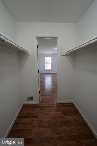 6195 RIVER FOREST DR, Manassas, VA 20112