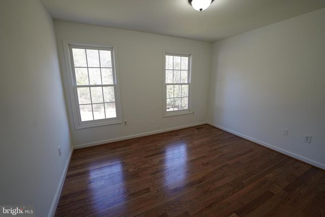 6195 RIVER FOREST DR, Manassas, VA 20112