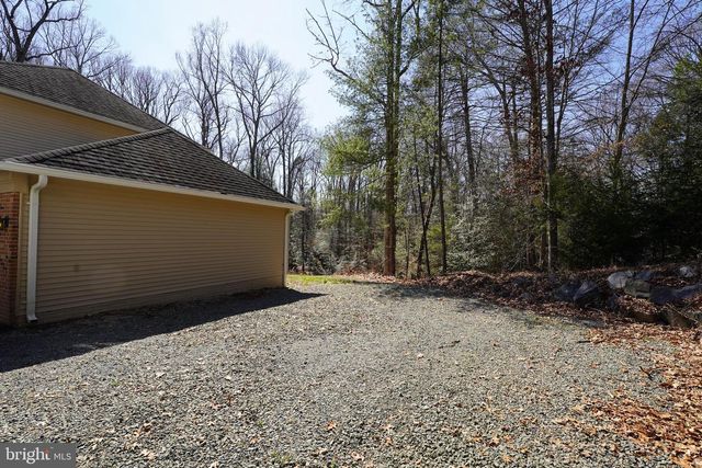 6195 RIVER FOREST DR, Manassas, VA 20112