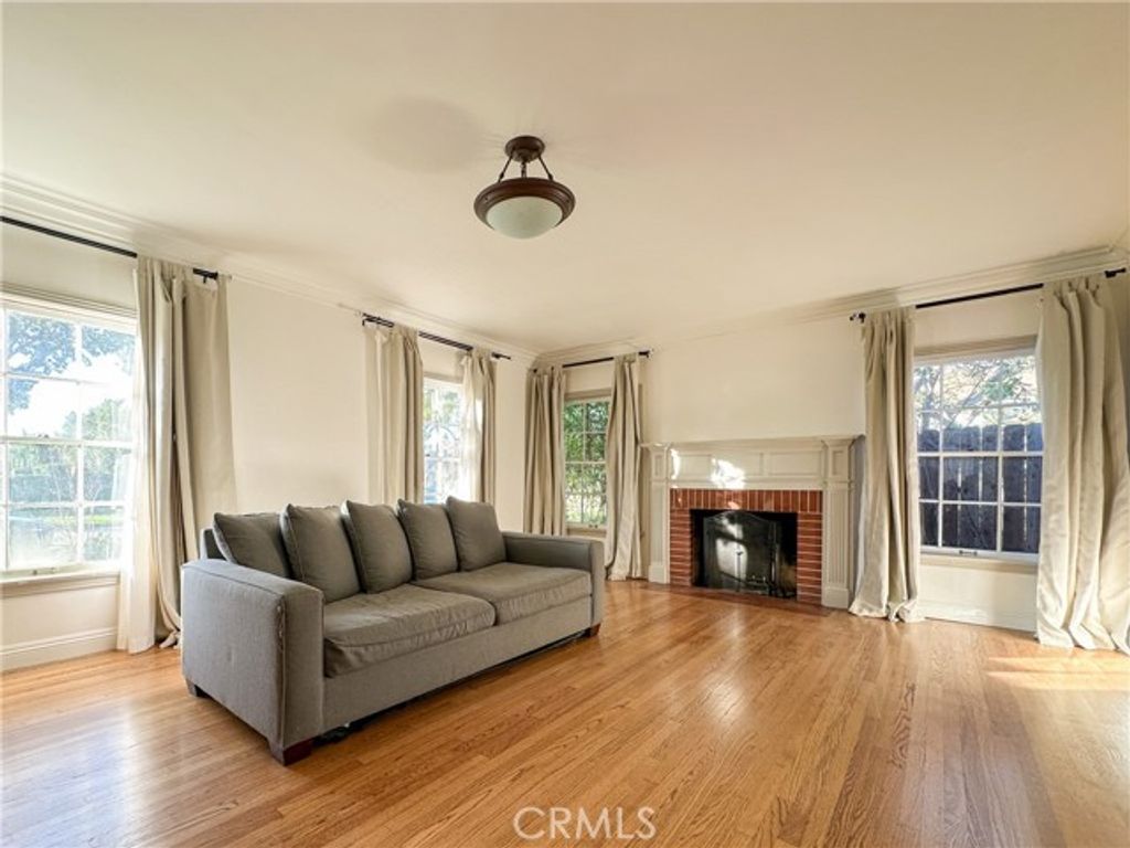 2315 N Flower, Santa Ana, CA 92706