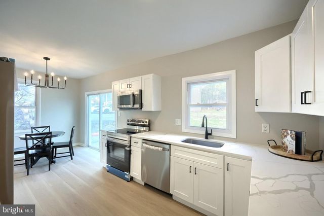 433 VALLEY ST, Marysville, PA 17053