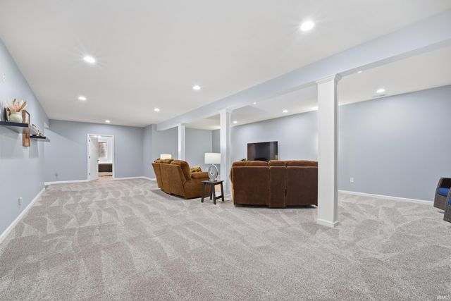 6124 Naschette Parkway, West Lafayette, IN 47906
