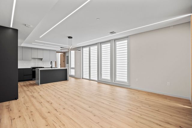 1854 Dorchester Ave 303, Boston, MA 02124