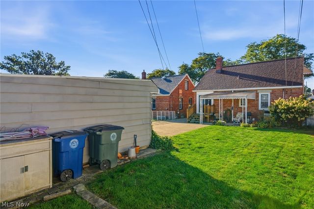 8608 Morton Avenue, Brooklyn, OH 44144