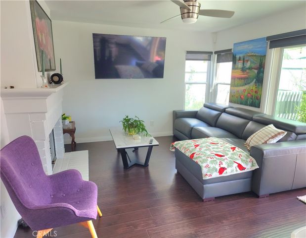 15608 Burt Court, Canyon Country, CA 91387