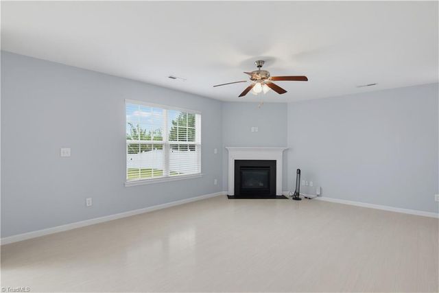 1804 Pine Cove Court, Winston-salem, NC 27127