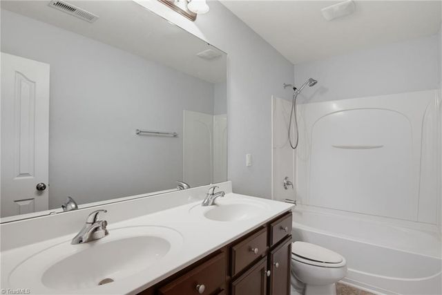 1804 Pine Cove Court, Winston-salem, NC 27127