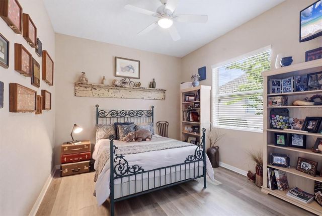1062 EAGLES FLIGHT WAY, North Port, FL 34287
