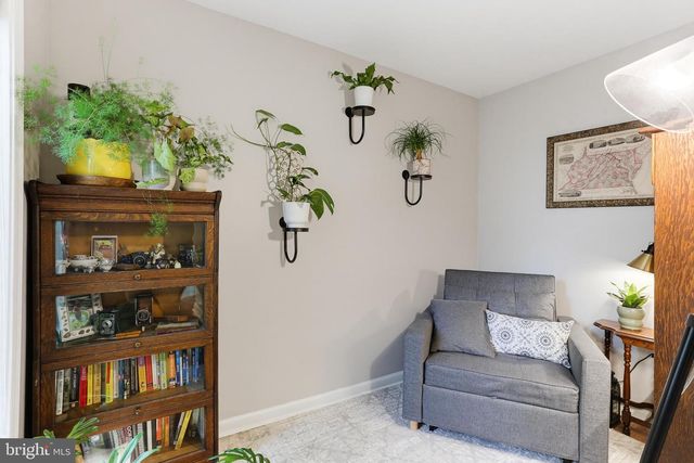 2205 HUNTERS RUN DR, Reston, VA 20191