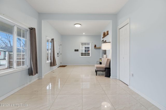 3420 Vetter Ave, Louisville, KY 40215