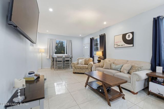 3420 Vetter Ave, Louisville, KY 40215