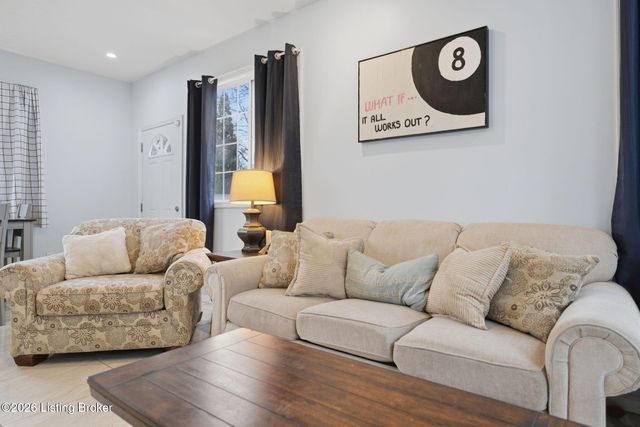 3420 Vetter Ave, Louisville, KY 40215