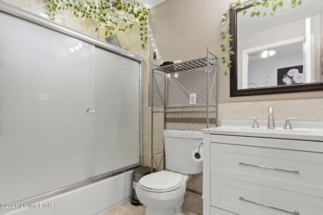 3420 Vetter Ave, Louisville, KY 40215