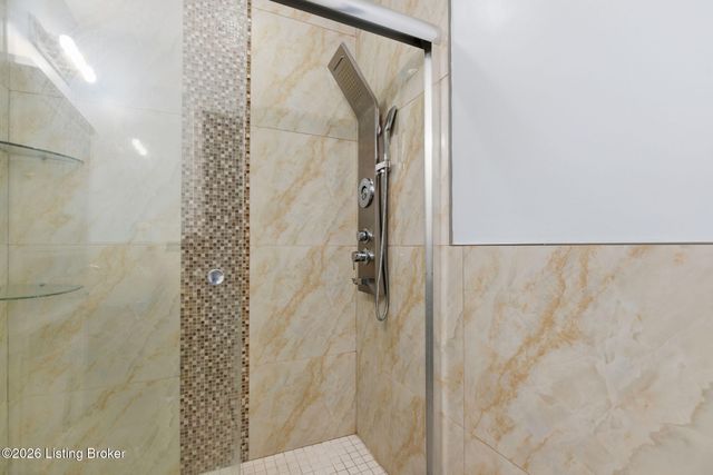 3420 Vetter Ave, Louisville, KY 40215