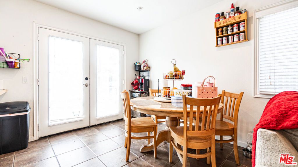 Image 13 of property listing at 11504 Bell Tower Drive, Fontana, CA 92337