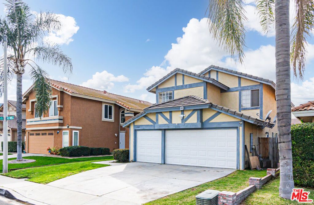Image 2 of property listing at 11504 Bell Tower Drive, Fontana, CA 92337