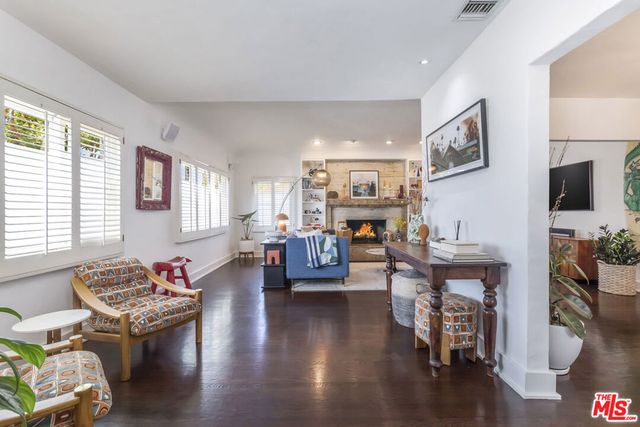 742 N June Street, Los Angeles, CA 90038