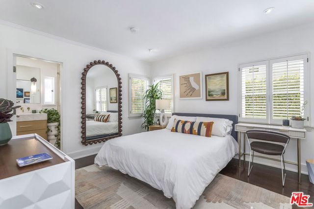 742 N June Street, Los Angeles, CA 90038