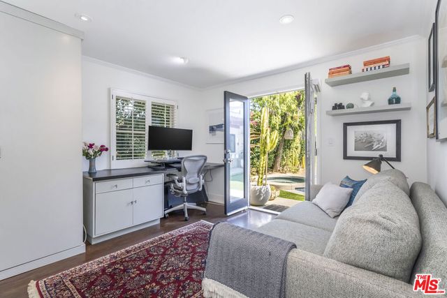 742 N June Street, Los Angeles, CA 90038