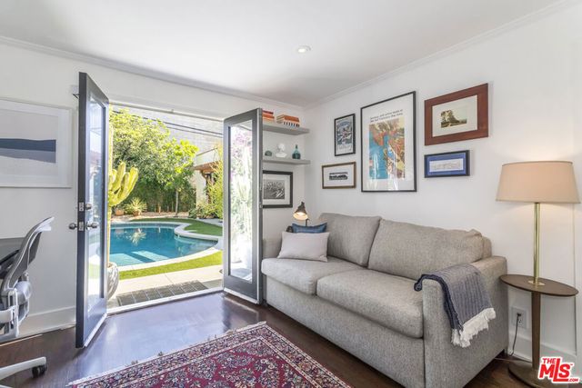 742 N June Street, Los Angeles, CA 90038