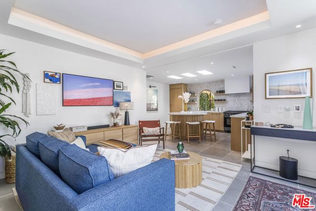 742 N June Street, Los Angeles, CA 90038