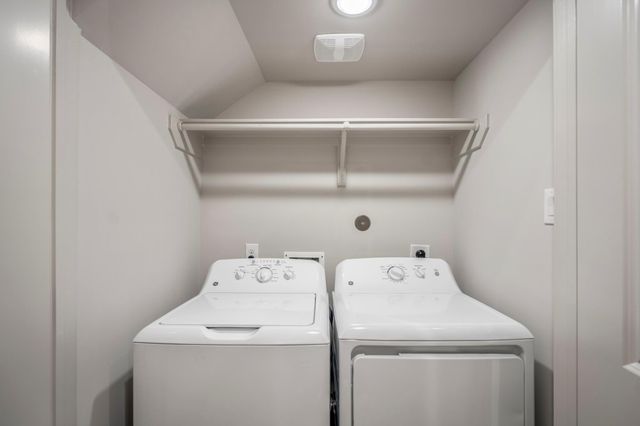 5233 Hillman Street B, Houston, TX 77023