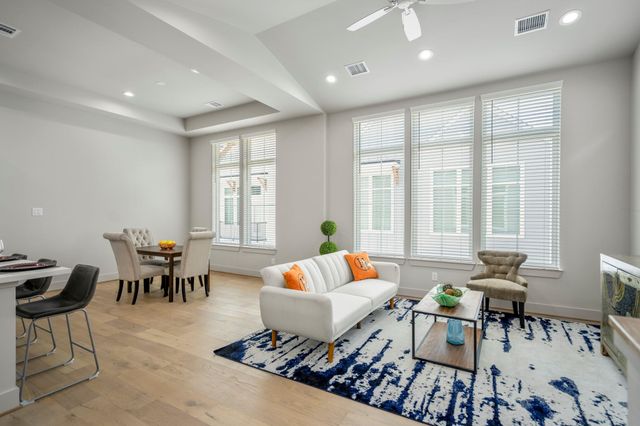 5233 Hillman Street B, Houston, TX 77023