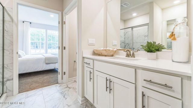 56 Victoria Gardens Square, Neptune Township, NJ 07753