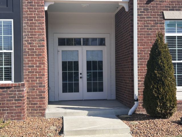 2089 Branford Pl Unit 101, Thompsons Station, TN 37179