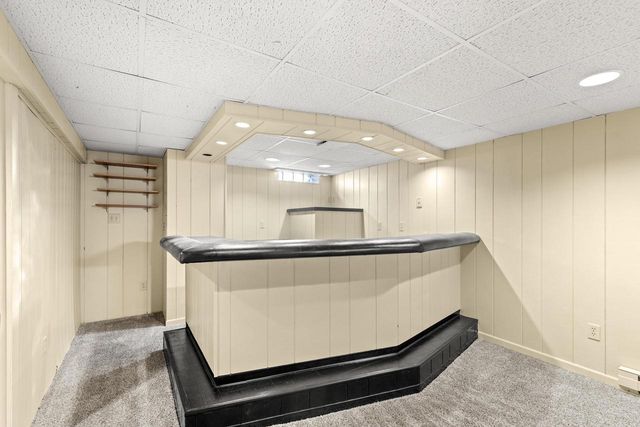 7140 N 48th STREET, Milwaukee, WI 53223