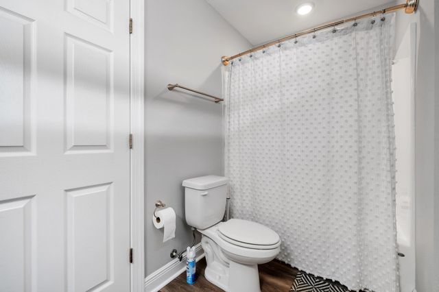 1069 Lacey Lane, Tallahassee, FL 32304