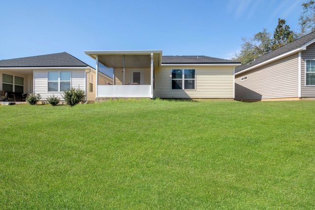 1069 Lacey Lane, Tallahassee, FL 32304