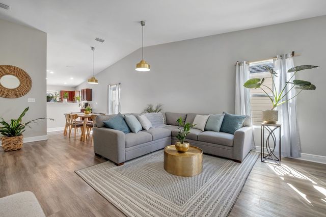 1069 Lacey Lane, Tallahassee, FL 32304