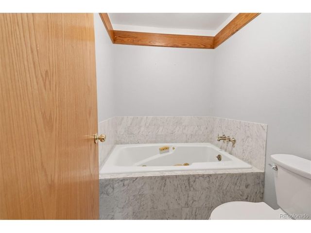 1900 E Girard Pl 806, Englewood, CO 80113