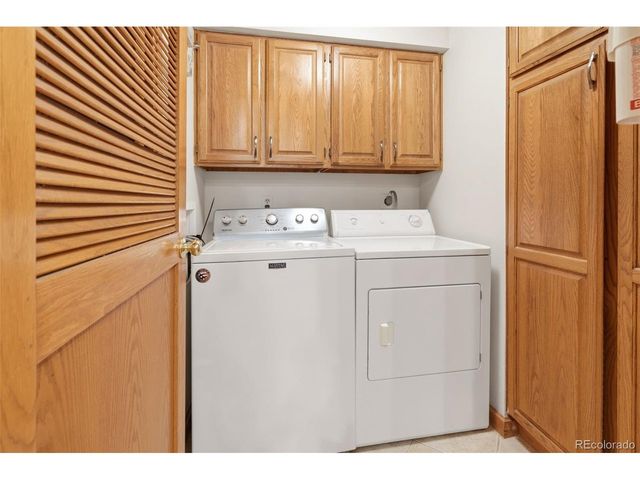 1900 E Girard Pl 806, Englewood, CO 80113