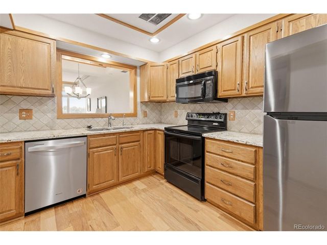 1900 E Girard Pl 806, Englewood, CO 80113