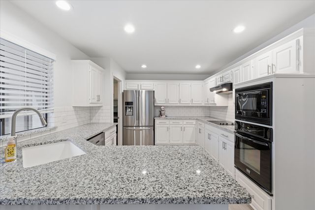 3424 Steven Drive, Plano, TX 75023