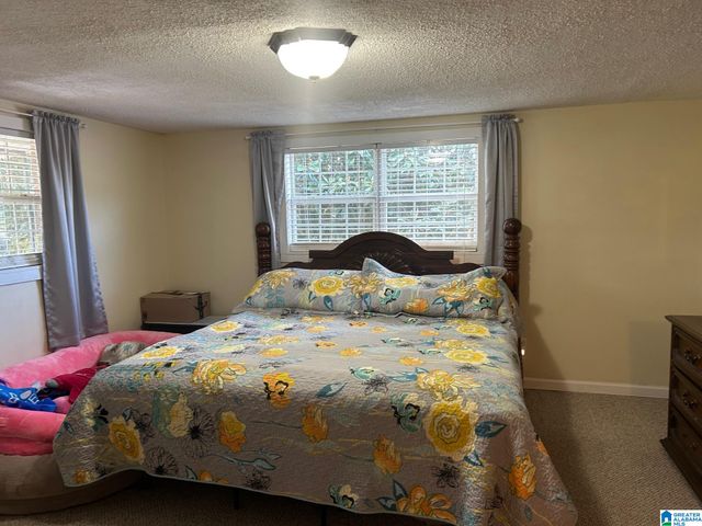 502 SAKS LANE, Weaver, AL 36277