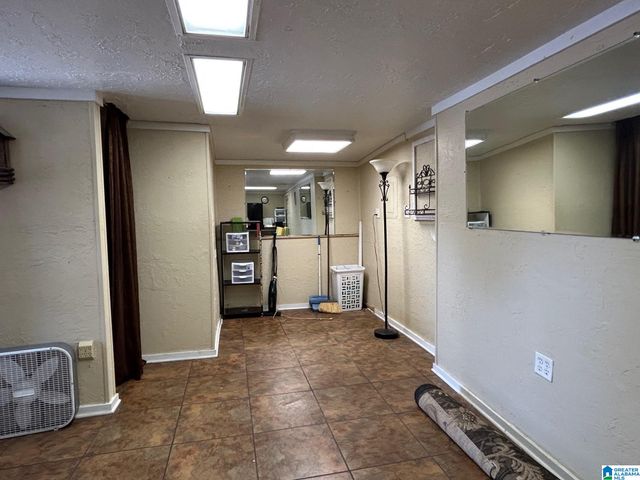 502 SAKS LANE, Weaver, AL 36277