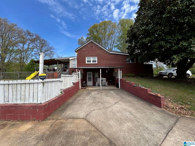 502 SAKS LANE, Weaver, AL 36277