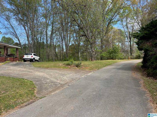 502 SAKS LANE, Weaver, AL 36277