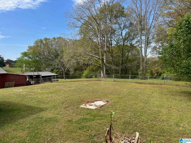 502 SAKS LANE, Weaver, AL 36277