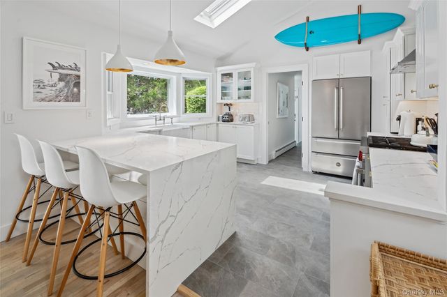 42 Oak Street, Westhampton Beach, NY 11978